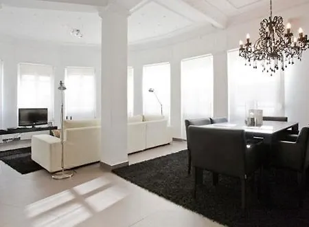 Ayuntamiento Apartment